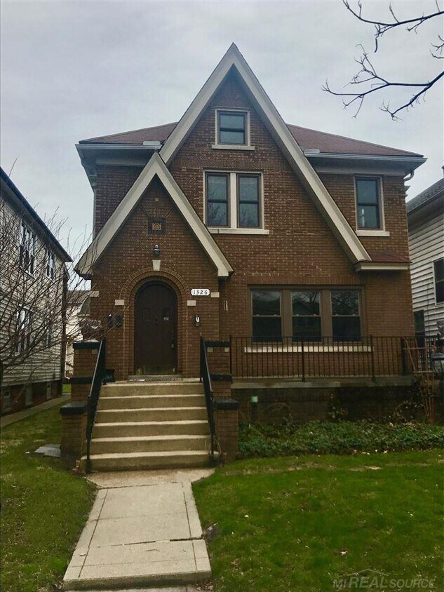 Primary Photo - 1326 Maryland St