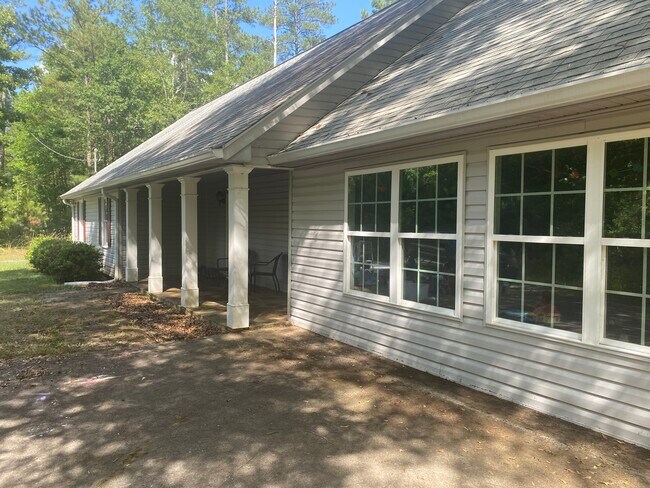 Building Photo - 69 Bald Rock Rd
