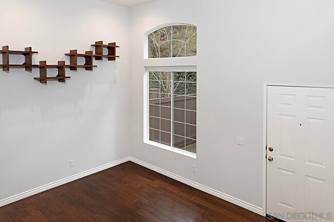 Foto del edificio - 10348 Wateridge Cir