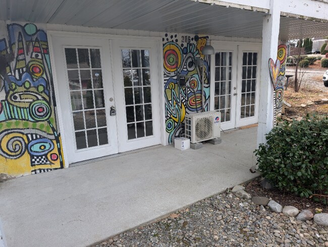 Foto del edificio - 306 Davis St