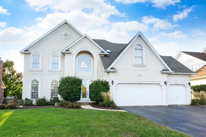 Foto principal - 4 bedroom in Naperville IL 60565
