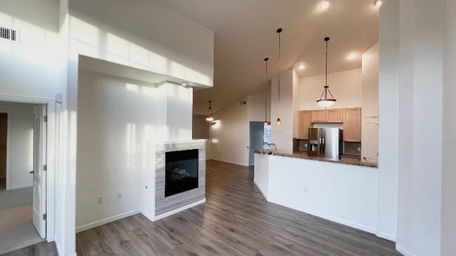 Foto del edificio - 8649 Gold Peak Dr