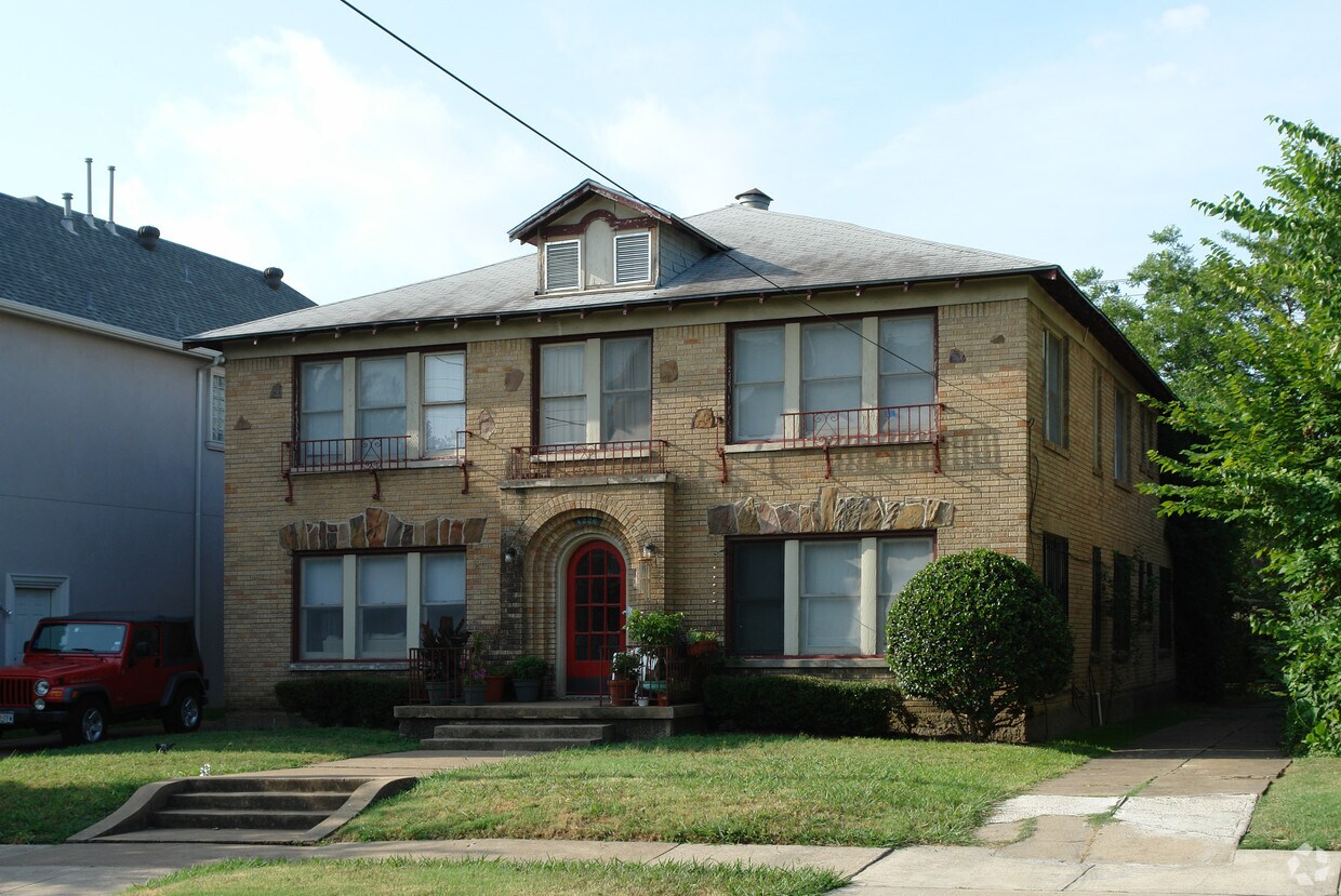 Building Photo - 4226 Wycliff Ave