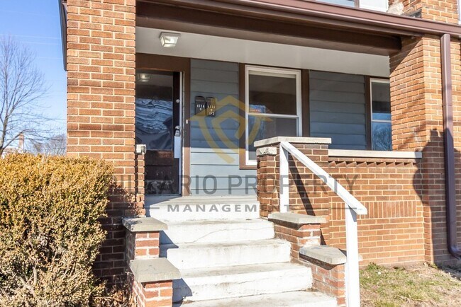 Photo - Remarkable Tuxedo Park Triplex for Rent/1Bed/1Bath Available NOW! Apartment