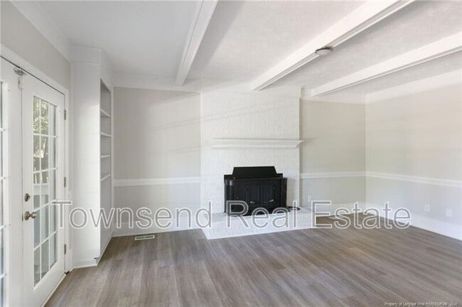 Building Photo - 1950 Merrimac Dr