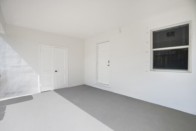 Foto del edificio - 401 42nd St