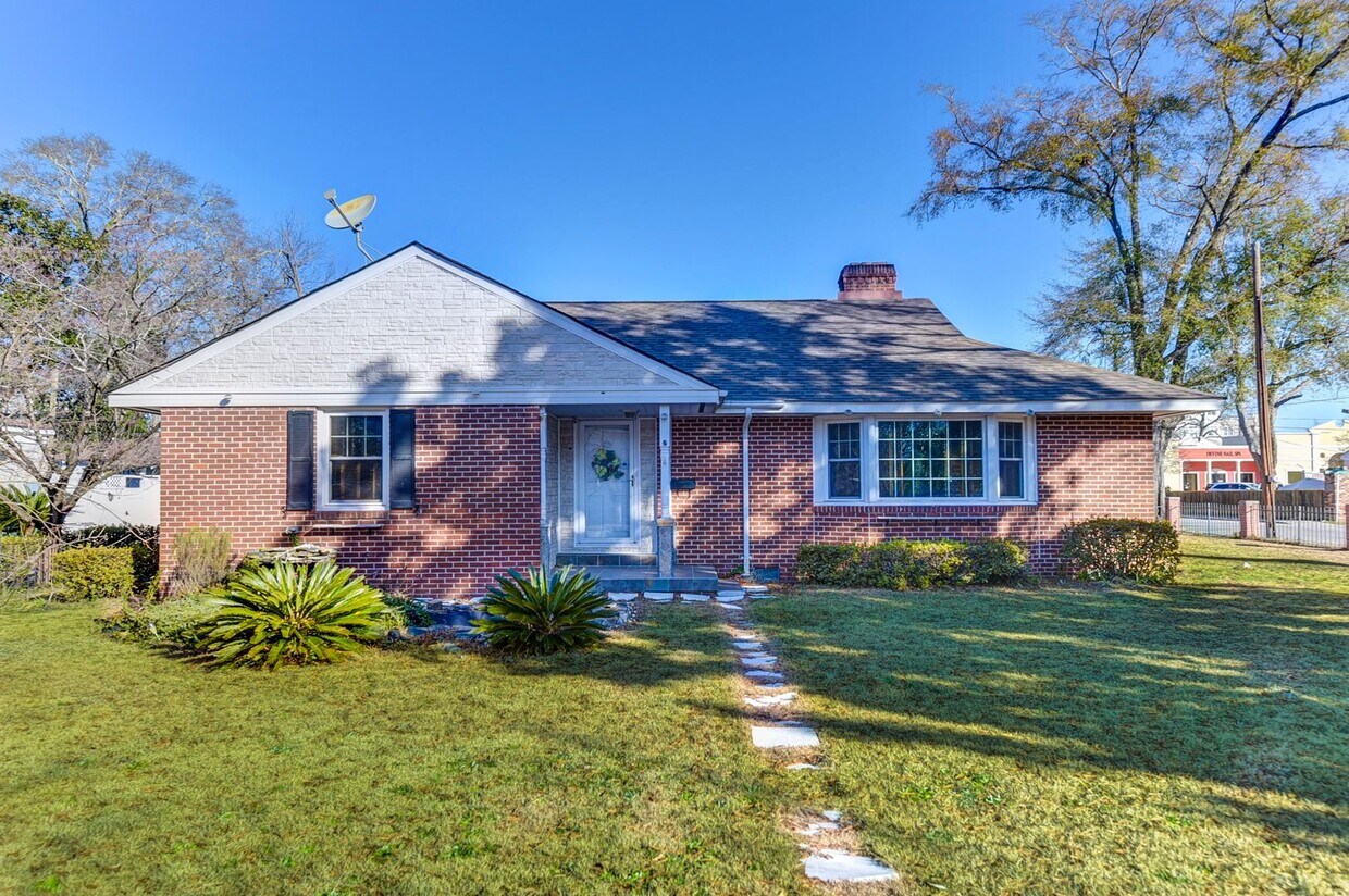 2737 Blossom St, Columbia, SC 29205 House Rental in Columbia, SC