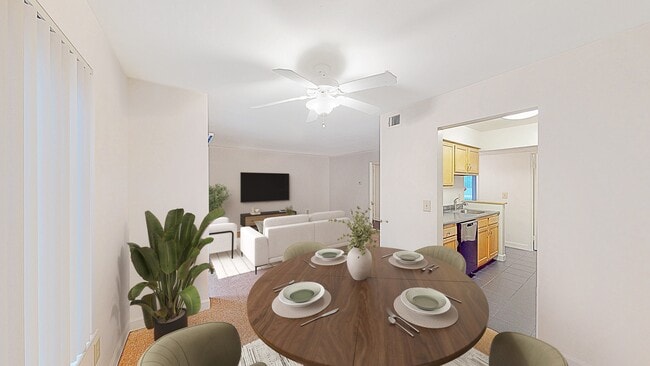 Building Photo - Woodlake