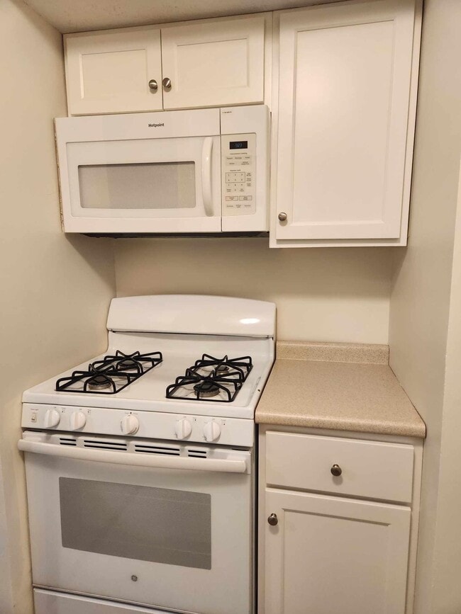 Foto del edificio - 309 Springbrook Cir