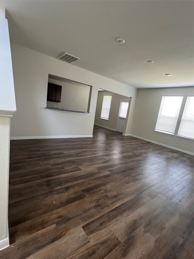 Foto del edificio - 4711 Prairie Chase Dr