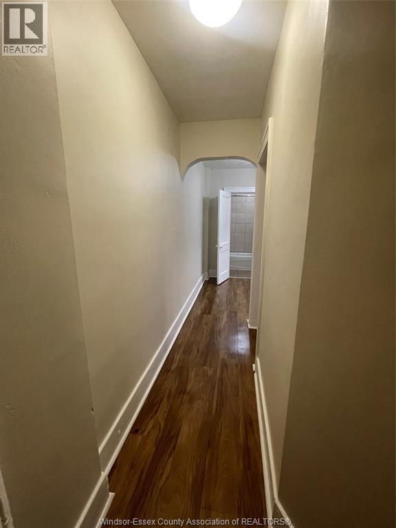 Building Photo - 459 Watkins St