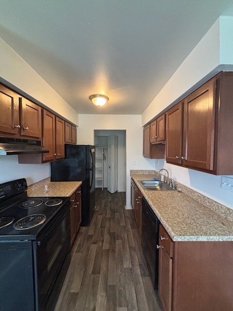Foto del edificio - Riverbend Apartments