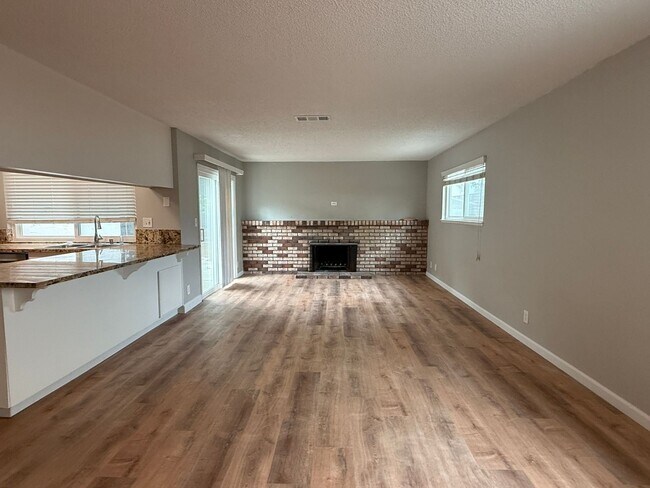 Building Photo - Newly Remodeled 4 bed 2 bath Home in North San Jose