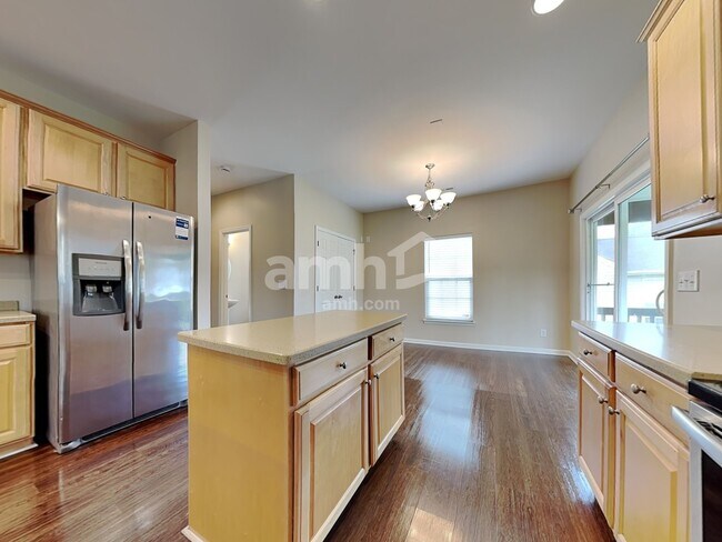 Building Photo - 4015 Lawrence Daniel Dr