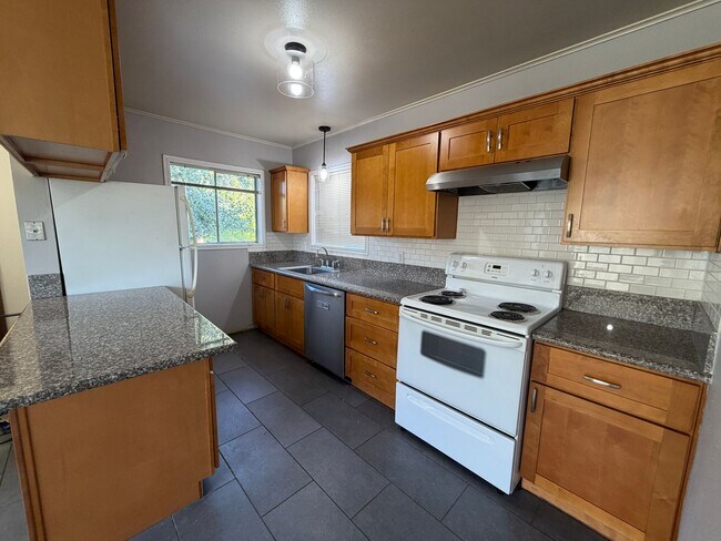 Foto del edificio - 2 Bedroom 2 Bath Single Family Home