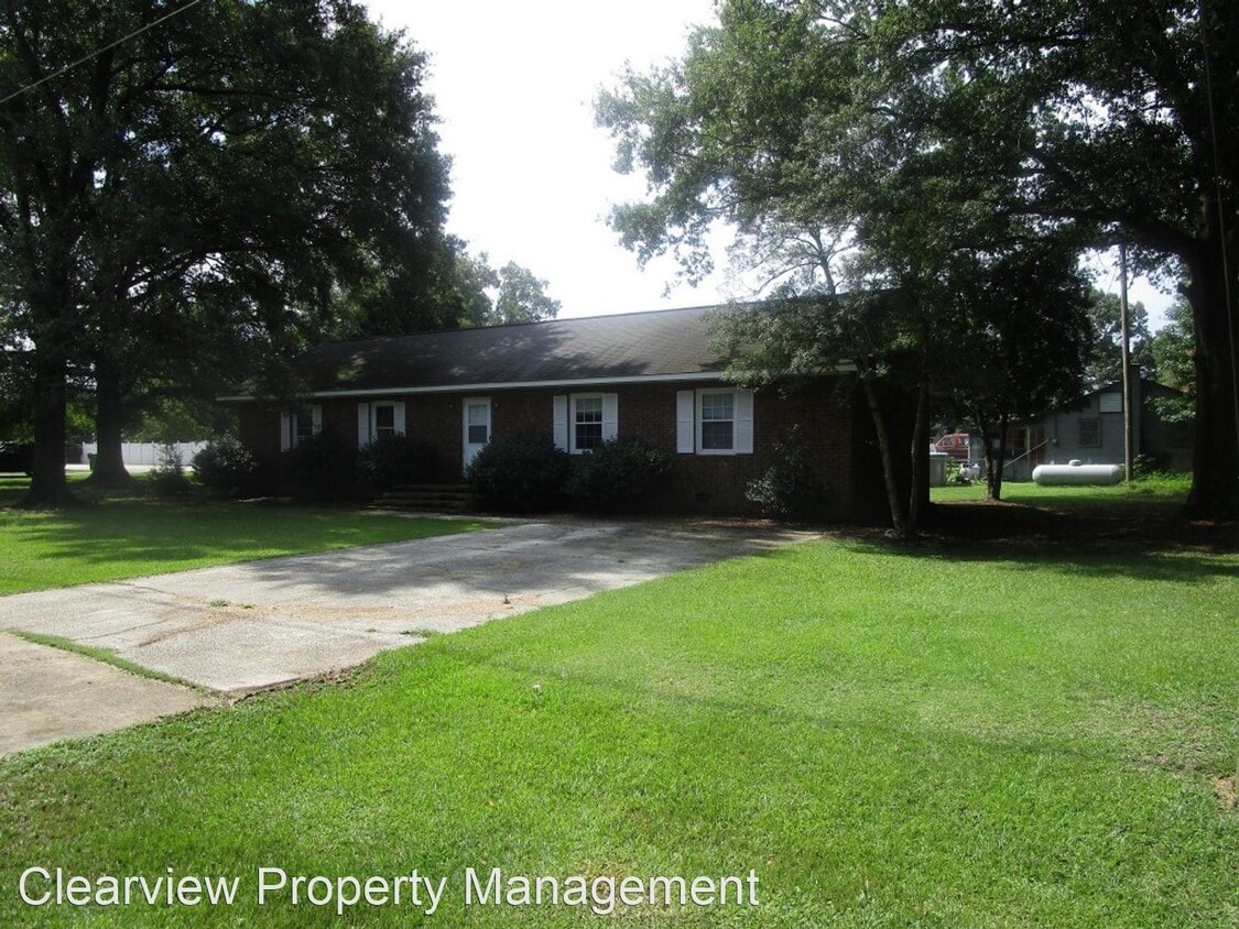 Primary Photo - 2 br, 1 bath House - 204 First St