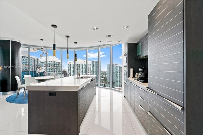 Foto del edificio - 200 Biscayne Blvd Way