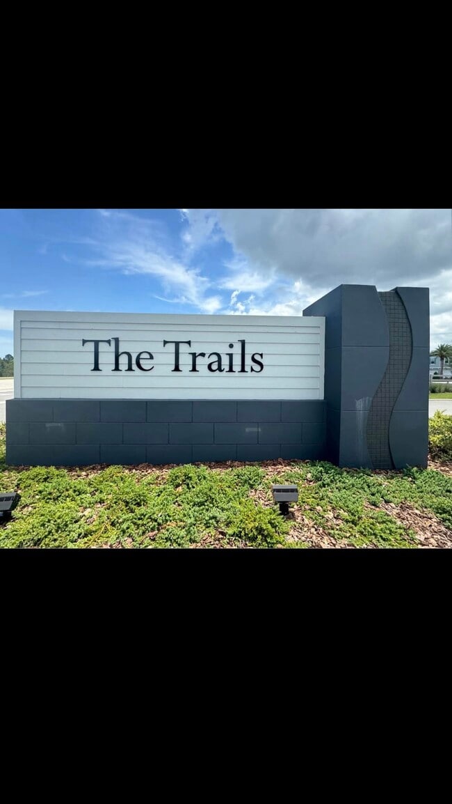 Building Photo - 51 Redbud Rd