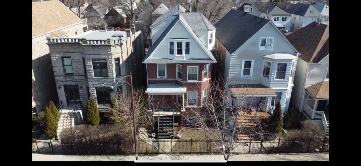 front - 2525 N Central Park Ave