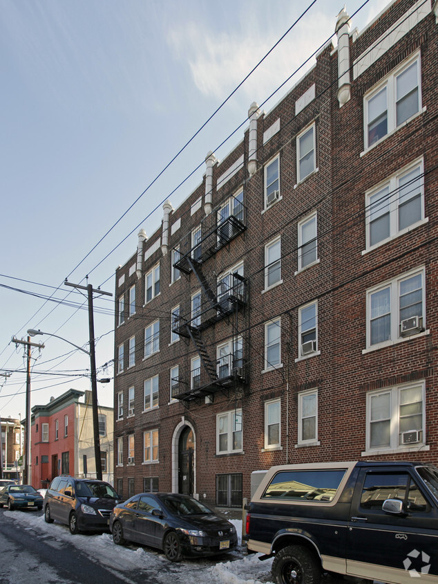 Foto principal - 275 Virginia Ave