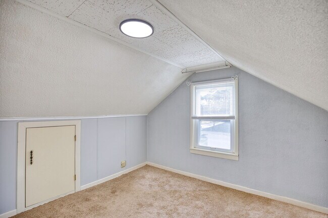 Foto del edificio - 2423 Shafer St