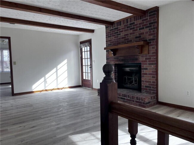 Foto del edificio - 3378 Mountain Hollow Dr