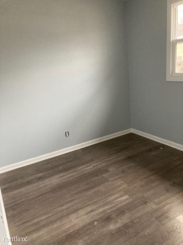 Foto del edificio - 4 br, 2 bath House - 33660 N Oakland Dr