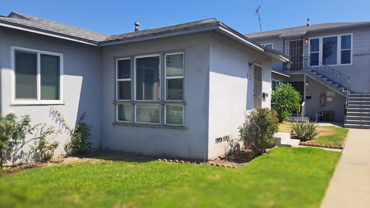 Foto principal - 712 1/2 W Redondo Beach Blvd