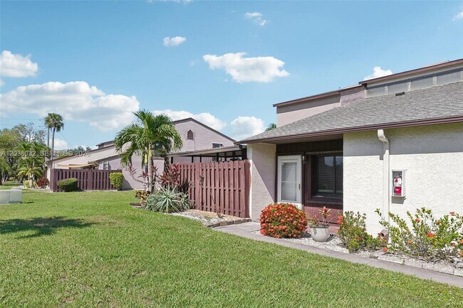 Foto del edificio - 12939 Cherrydale Ct