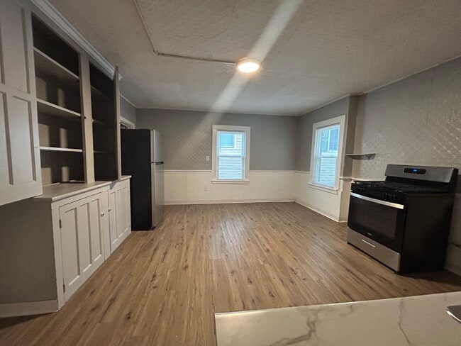 Foto del edificio - 24 4th St