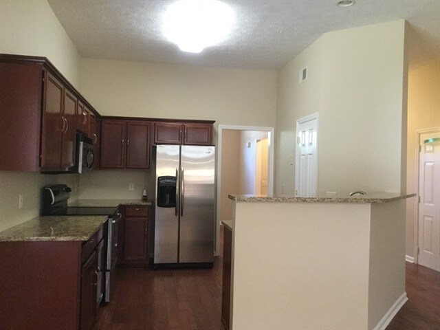 Building Photo - 5104 Brookstone Court