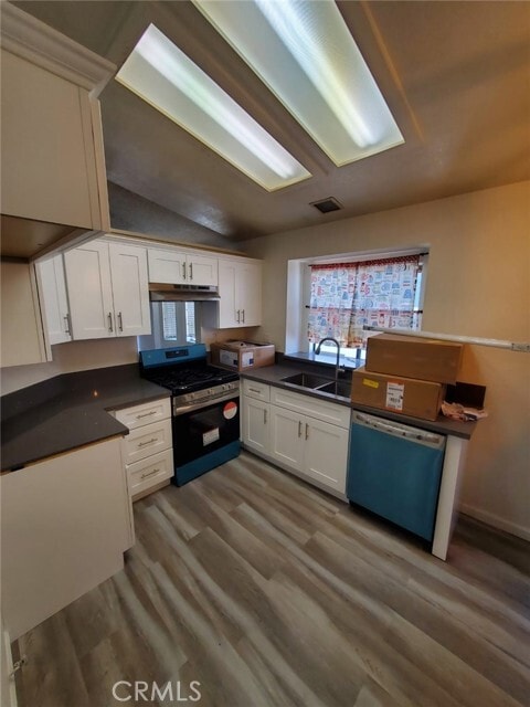 Building Photo - 23805 Mark Twain