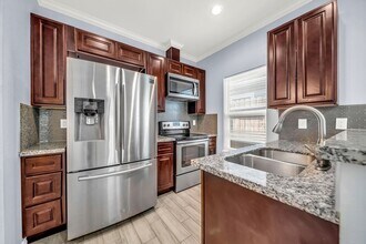 Building Photo - 16961 W Hammon