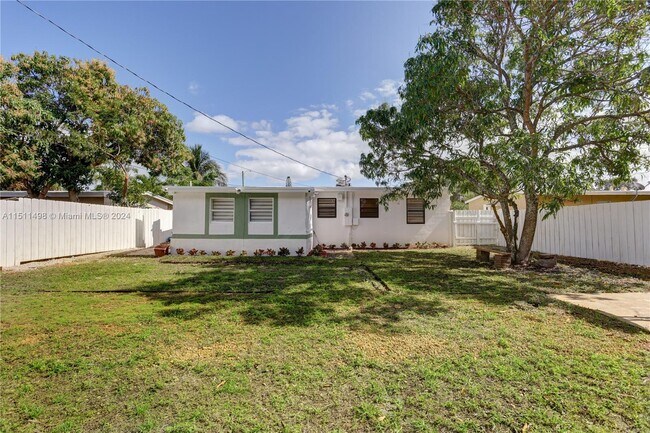 Foto del edificio - 1131 NW 17th Ave