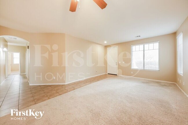 Foto del edificio - 188 S 154th Ln