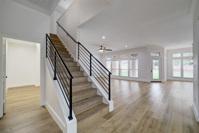 Building Photo - 3550 Urban Woods Trail