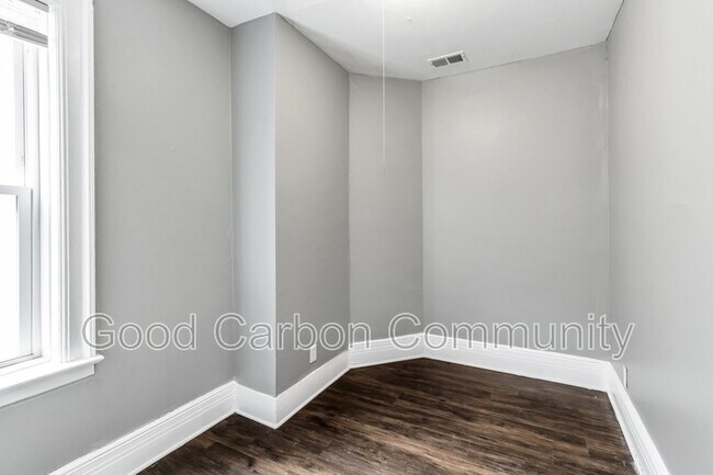 Foto del edificio - 1073 Grant St