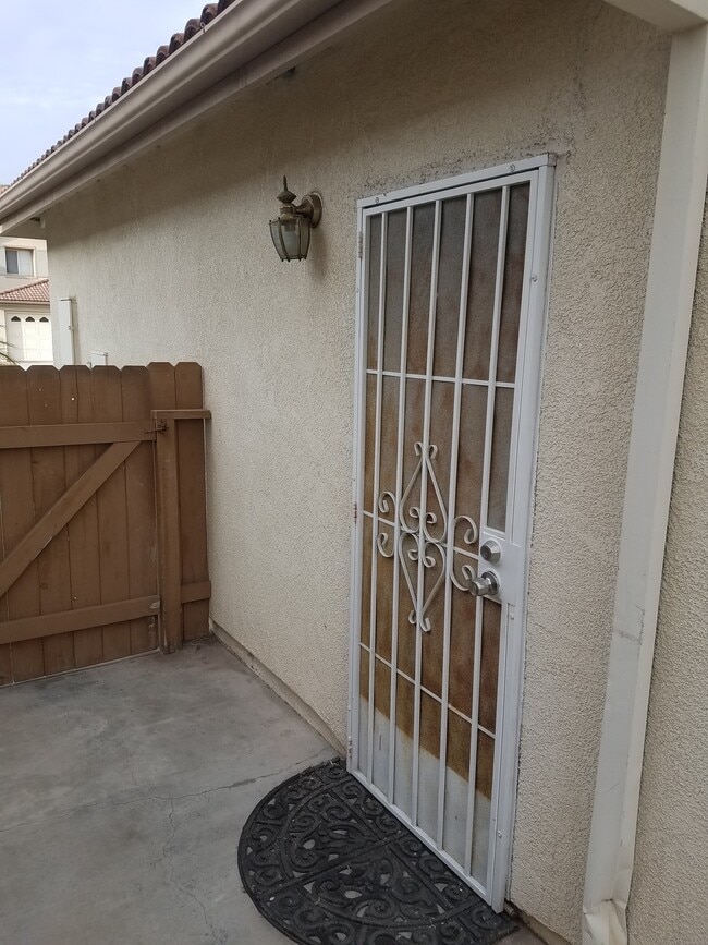 Foto del edificio - 521 Island Breeze Ln