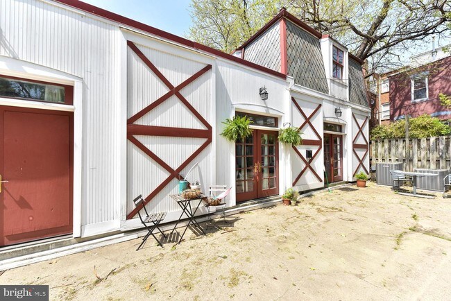 Foto del edificio - 525 T St NW