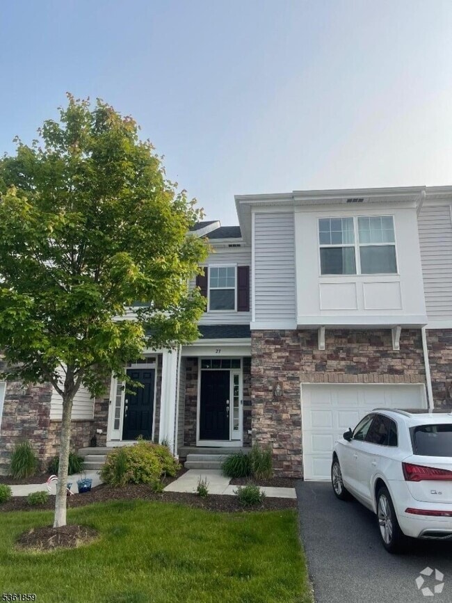 Building Photo - 23 Colgate Dr