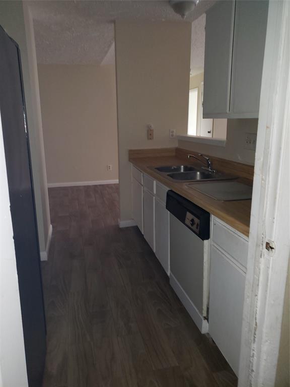 Foto del edificio - 5420 Regal Ridge Ln