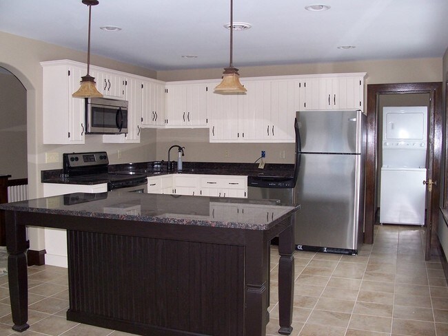 Foto del edificio - 161 Oakwood Ave