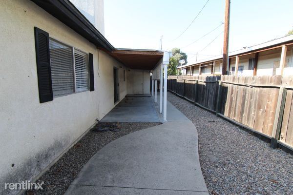 Building Photo - 655 Las Tablas Rd