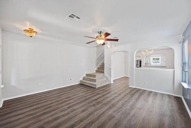 Building Photo - 201 Cadillac Cove