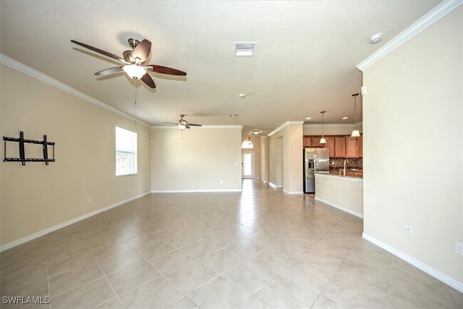 Building Photo - 2492 Sawgrass Lake Ct