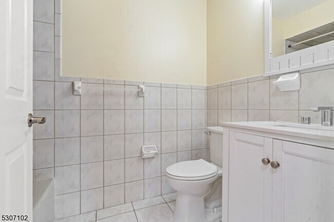 Foto del edificio - 317 Livingston St