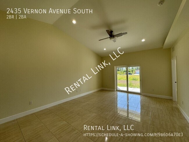 Foto del edificio - Discover modern living in Lehigh Acres wit...