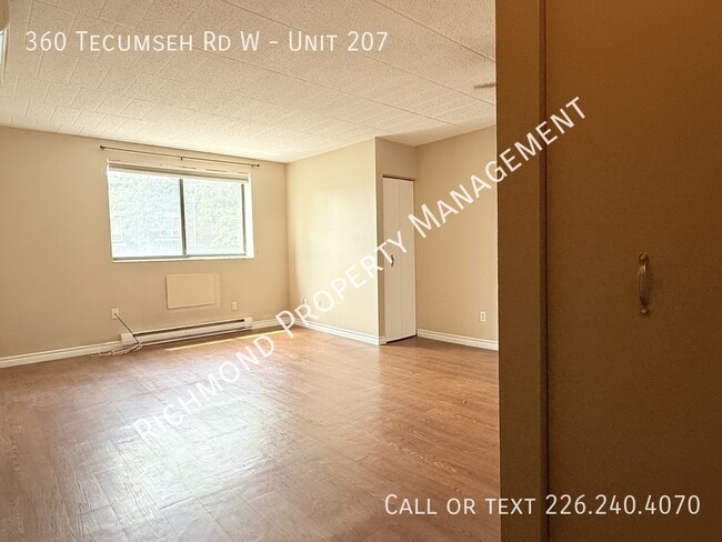 Photo du bâtiment - 360 Tecumseh Rd W