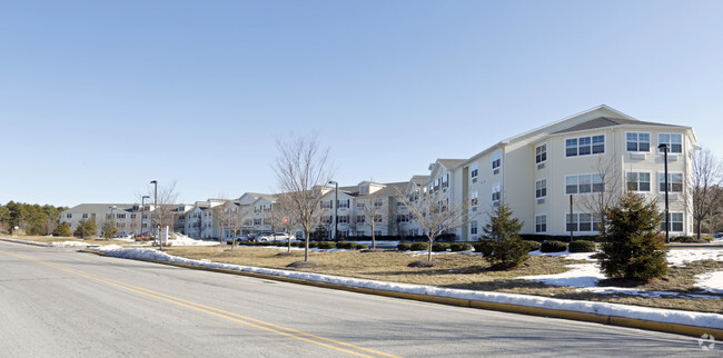 Building Photo - Meadowbrook