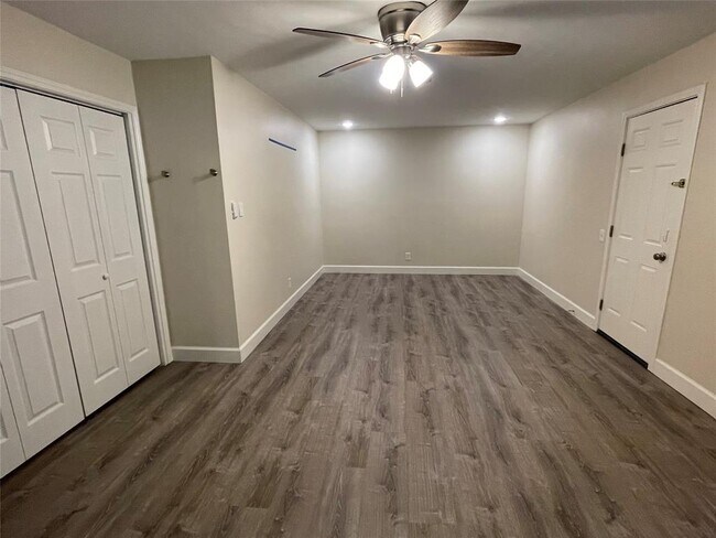 Building Photo - 3606 Alice St